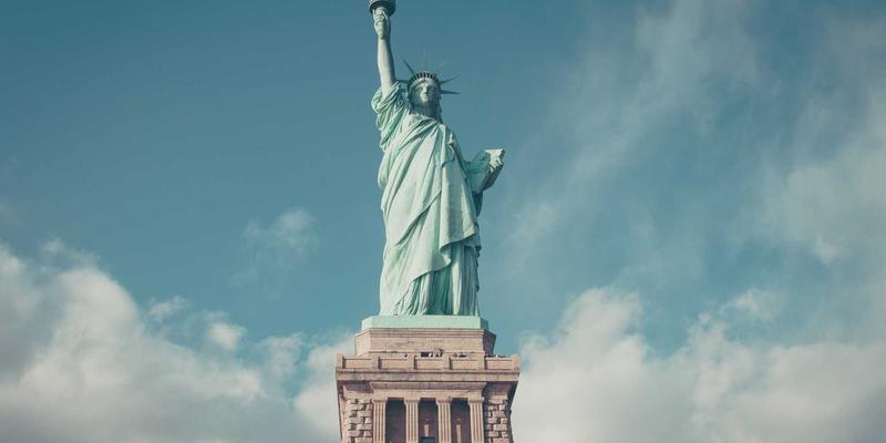 从朱罗神像到当代画布：泰米尔纳德邦失蜡法铸造与印度艺术的千年对话