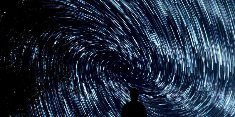 南印度寺庙建筑中的视觉叙事：布里哈迪希瓦拉神庙雕塑与壁画的遗产解码