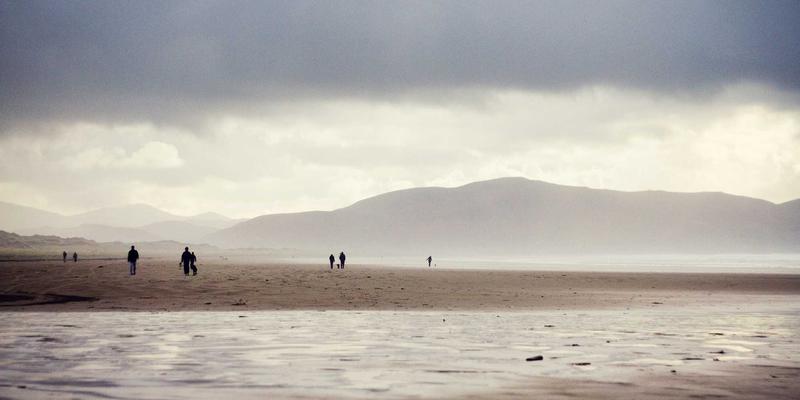 当细密画遇见当代艺术：从《帕德沙本纪》看莫卧儿宫廷的音乐与视觉叙事